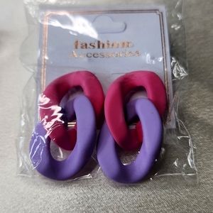 Pink & Purple clay like chain earrings 💜